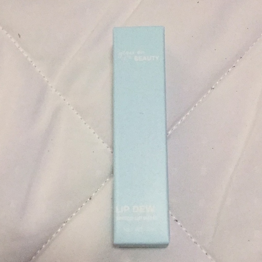 Glow On 5th Beauty Lip Dew. New/Never opened